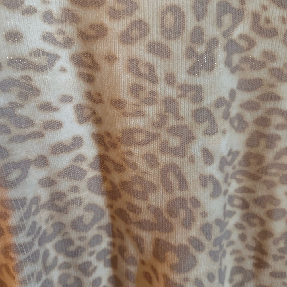 Leopard Print Women's lightweight sweater - Picture 3 of 6